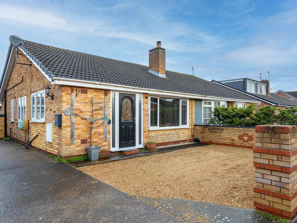 2 bed semi-detached bungalow for sale in Beech Avenue, Bishopthorpe, York YO23, £375,000