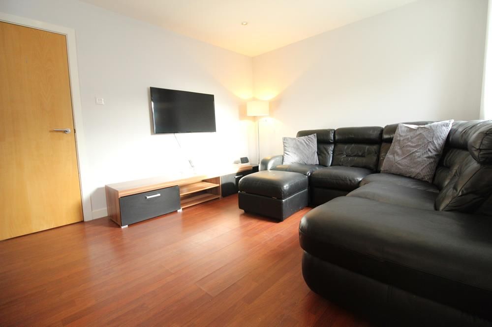 2 bed flat to rent in Merkland Lane, Aberdeen AB24, £799 pcm