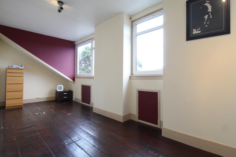 4 bed flat to rent in King Street, Top Floor AB24, £840 pcm