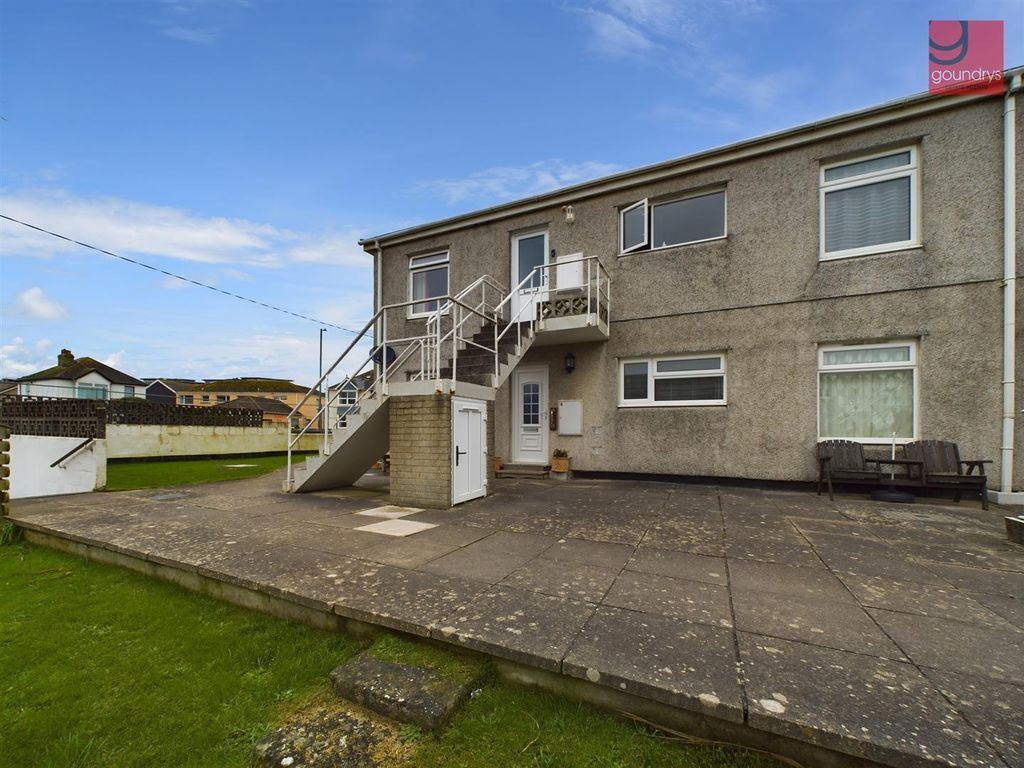 2 bed flat for sale in Josephs Court, Perranporth TR6, £265,000