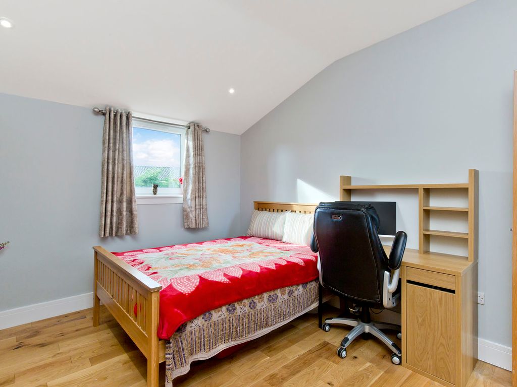 3 bed terraced house for sale in 49 Fair A Far, Cramond, Edinburgh EH4, £375,000