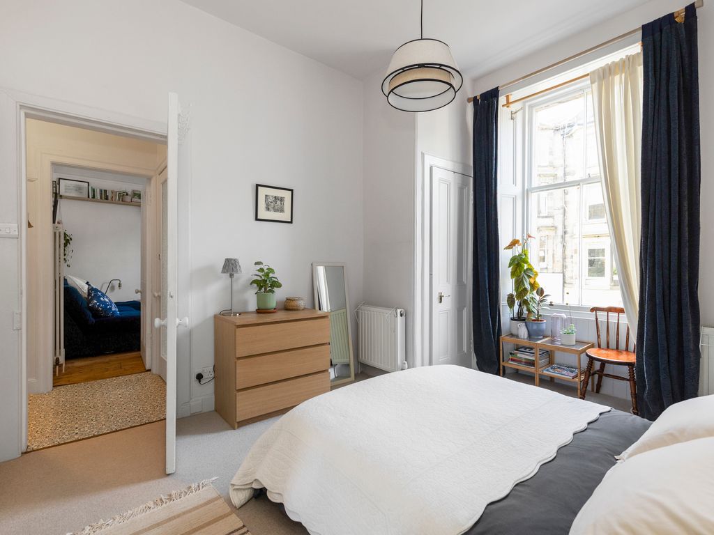 1 bed flat for sale in 9/2 Brunton Terrace, Hillside, Edinburgh EH7, £210,000