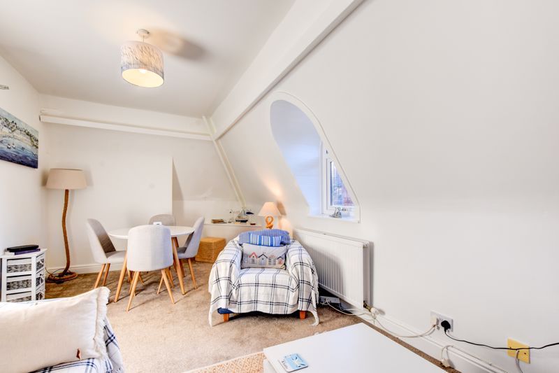 1 bed flat for sale in Broomfield Terrace, Whitby YO21, £130,000