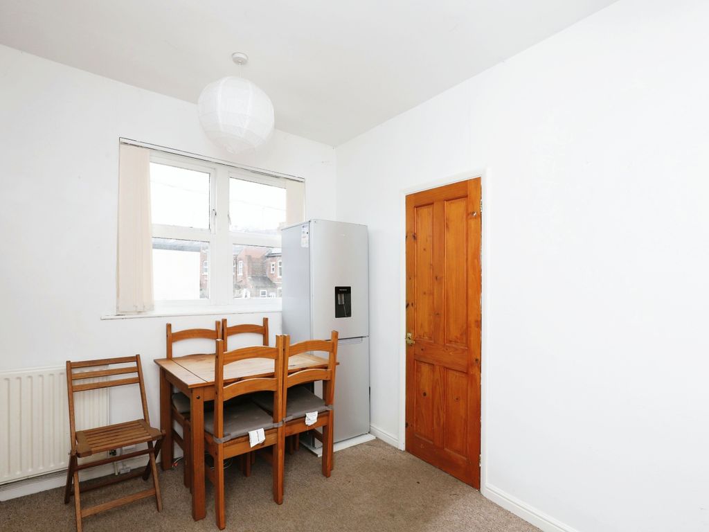 1 bed flat for sale in Arnside Road, Sheffield S8, £130,000