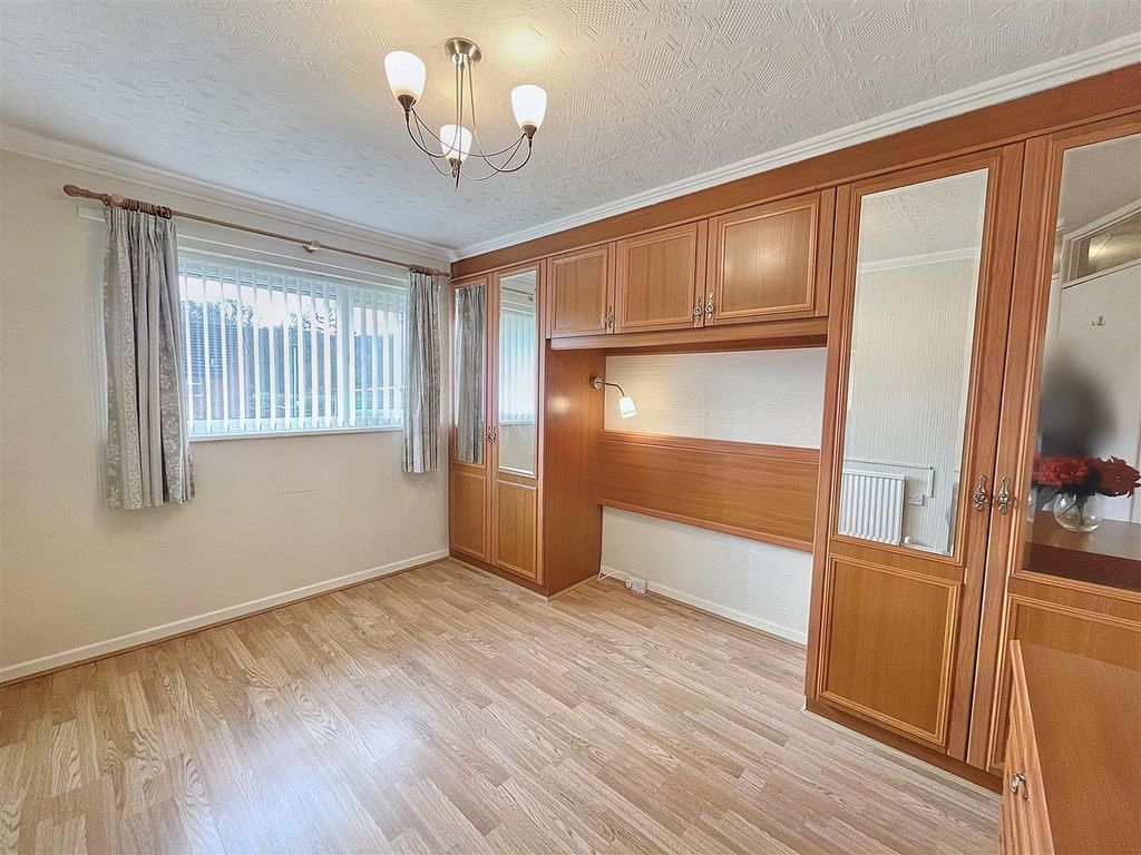 3 bed terraced house for sale in Livale Court, Bettws, Newport NP20, £150,000