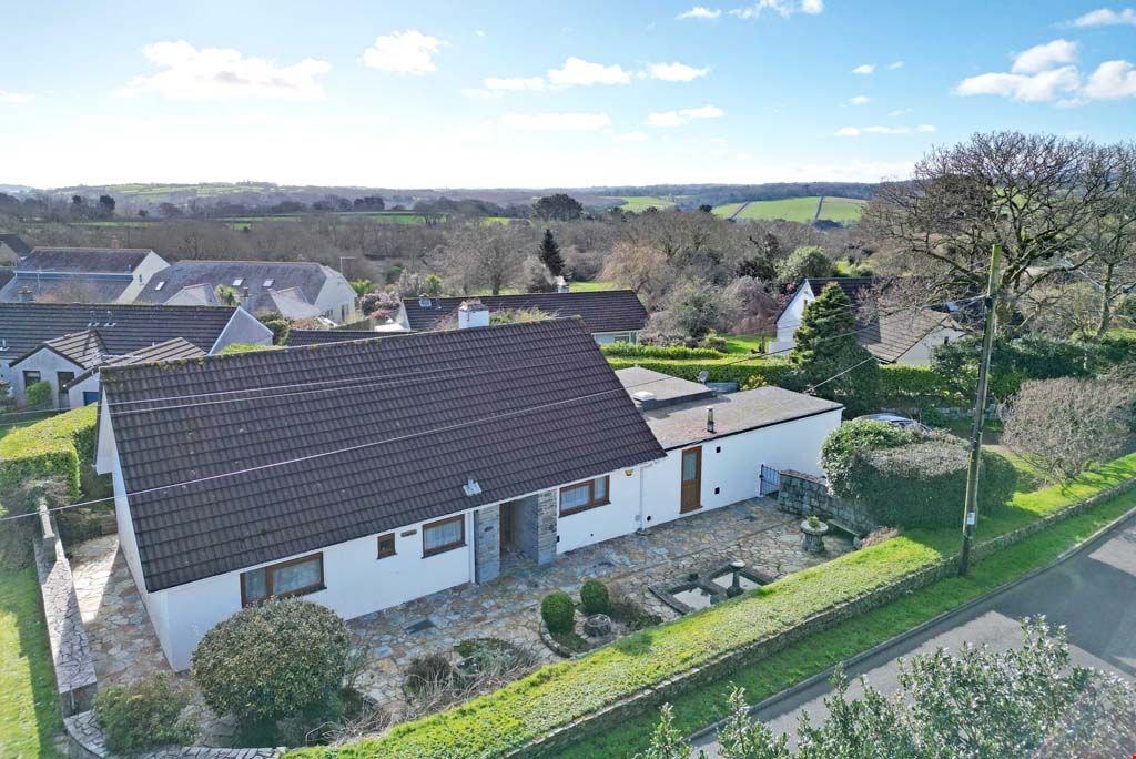 5 bed detached house for sale in Old Carnon Hill, Carnon Downs, Nr. Truro, Cornwall TR3, £550,000