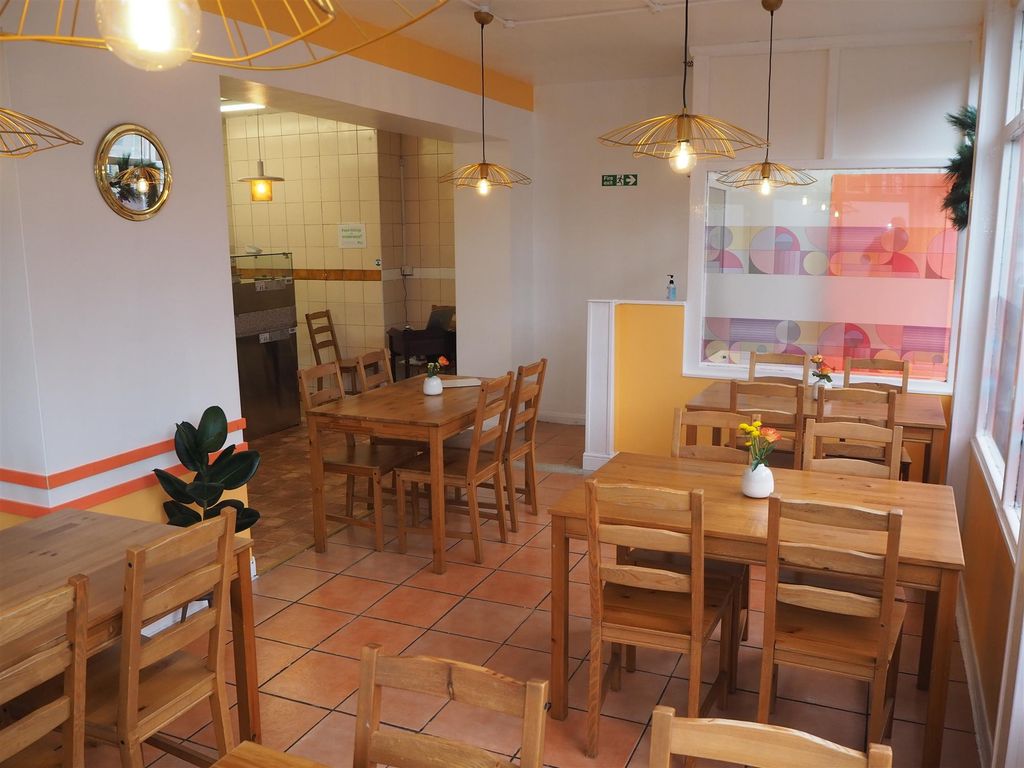 Restaurant for sale in Cafe & Sandwich Bars S70, South Yorkshire, £19,950