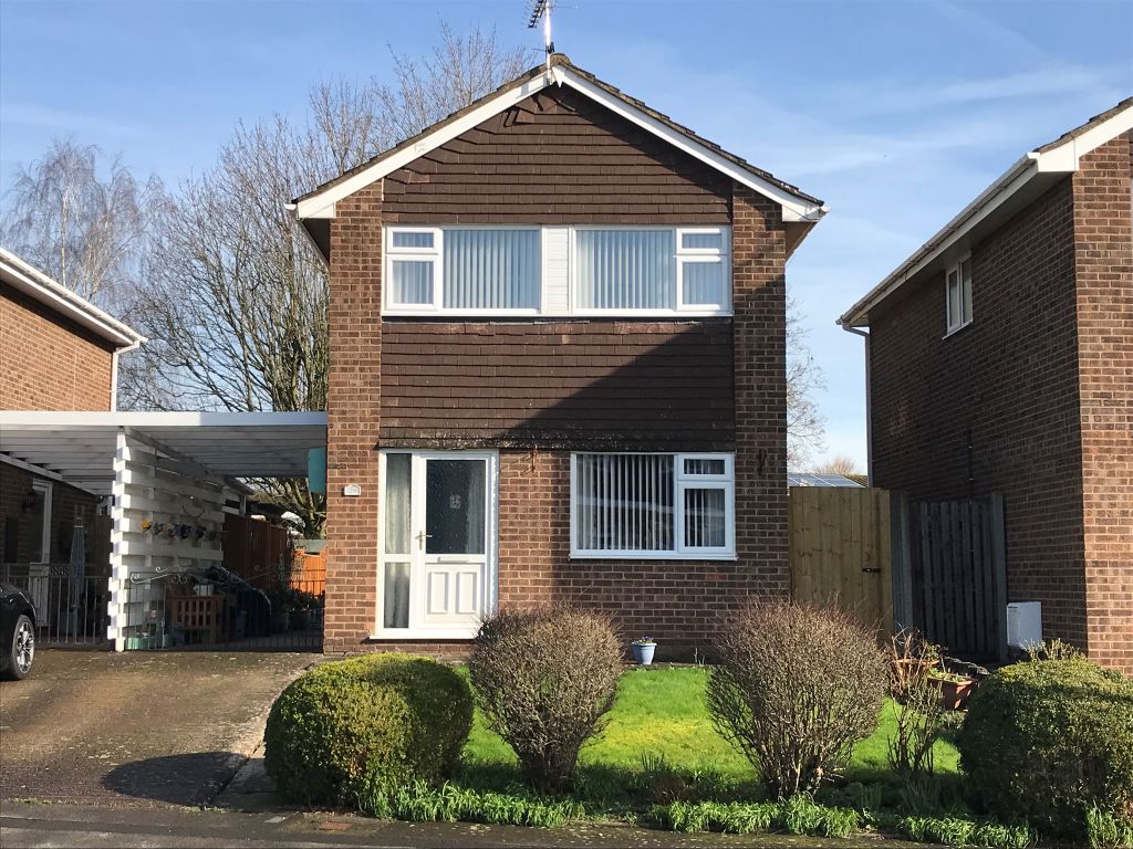 3 bed detached house for sale in Elstob Way, Monmouth NP25, £325,000