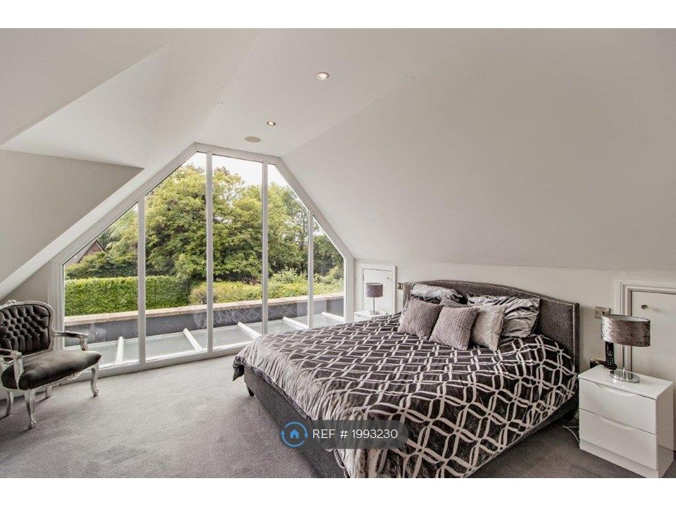 5 bed detached house to rent in Sarratt Lane, Rickmansworth WD3, £4,850 pcm