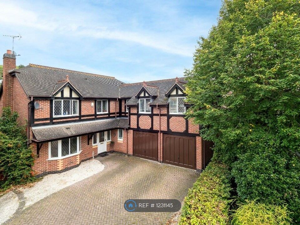 5 bed detached house to rent in Heath Green Way, Coventry CV4, £2,200 pcm