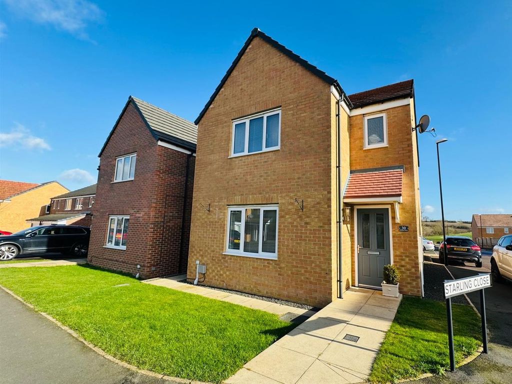 3 bed property for sale in Redshank Drive, Hetton-Le-Hole, Houghton Le Spring DH5, £179,950