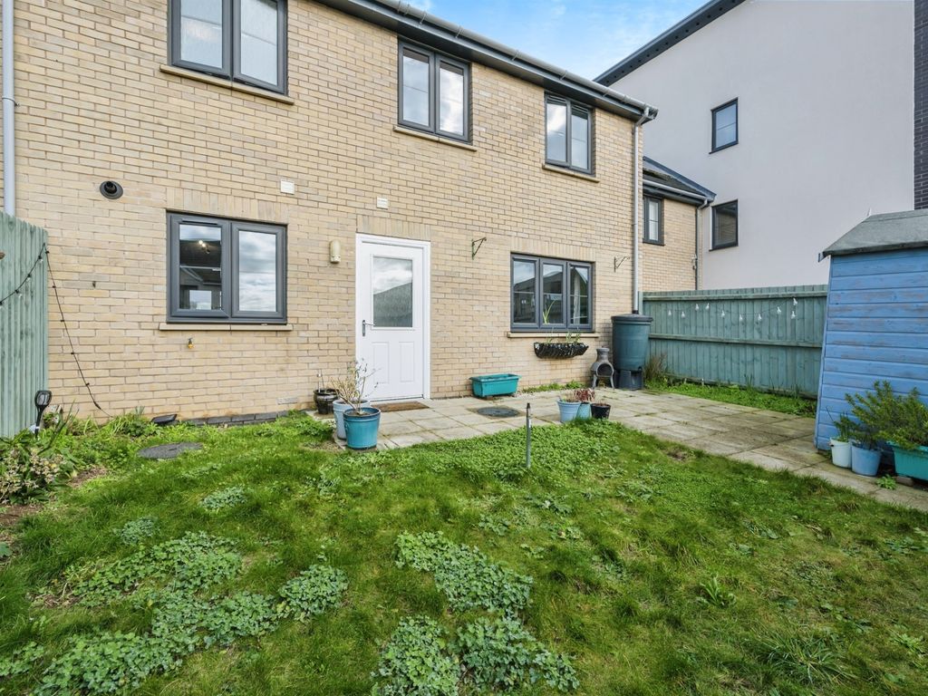 2 bed mews for sale in Station Square, St. Neots PE19, £280,000