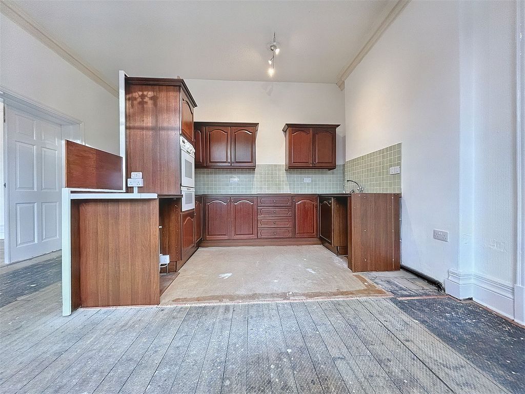 3 bed flat for sale in Howard Place, Carlisle CA1, £200,000