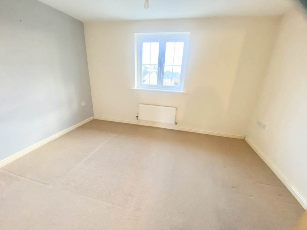 2 bed terraced house to rent in Gallt Y Ddrudwen, Laleston, Bridgend CF31, £795 pcm