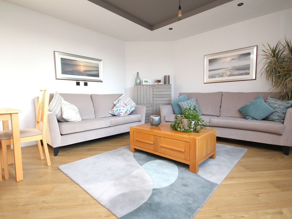 2 bed flat for sale in 3 Sandbanks Road, Poole Park, Poole BH15, £250,000