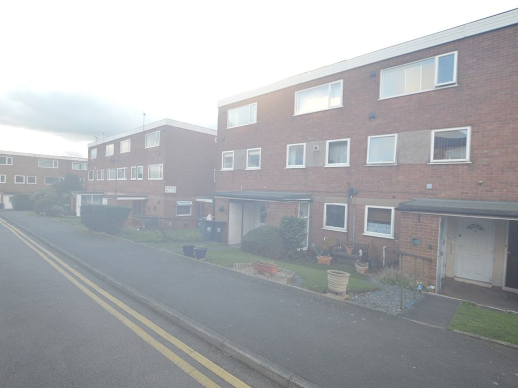 2 bed flat to rent in Beasley Grove, Great Barr, Birmingham B43, £900 pcm