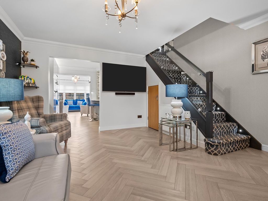 4 bed detached house for sale in Carronbank Crescent, Denny FK6, £285,000