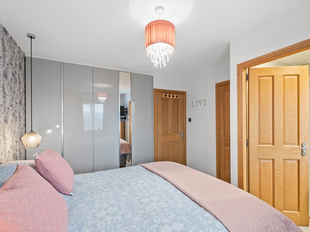 4 bed detached house for sale in Carronbank Crescent, Denny FK6, £285,000