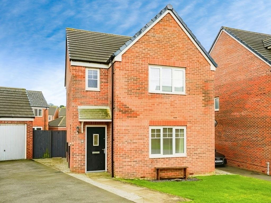 3 bed detached house for sale in Bellaport Gardens, Harrington CA14, £210,000