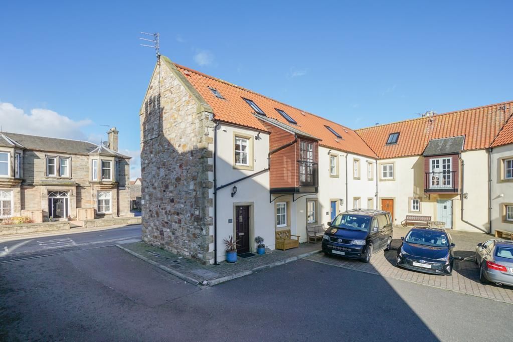 2 bed end terrace house for sale in Crail Road, Anstruther KY10, £250,000
