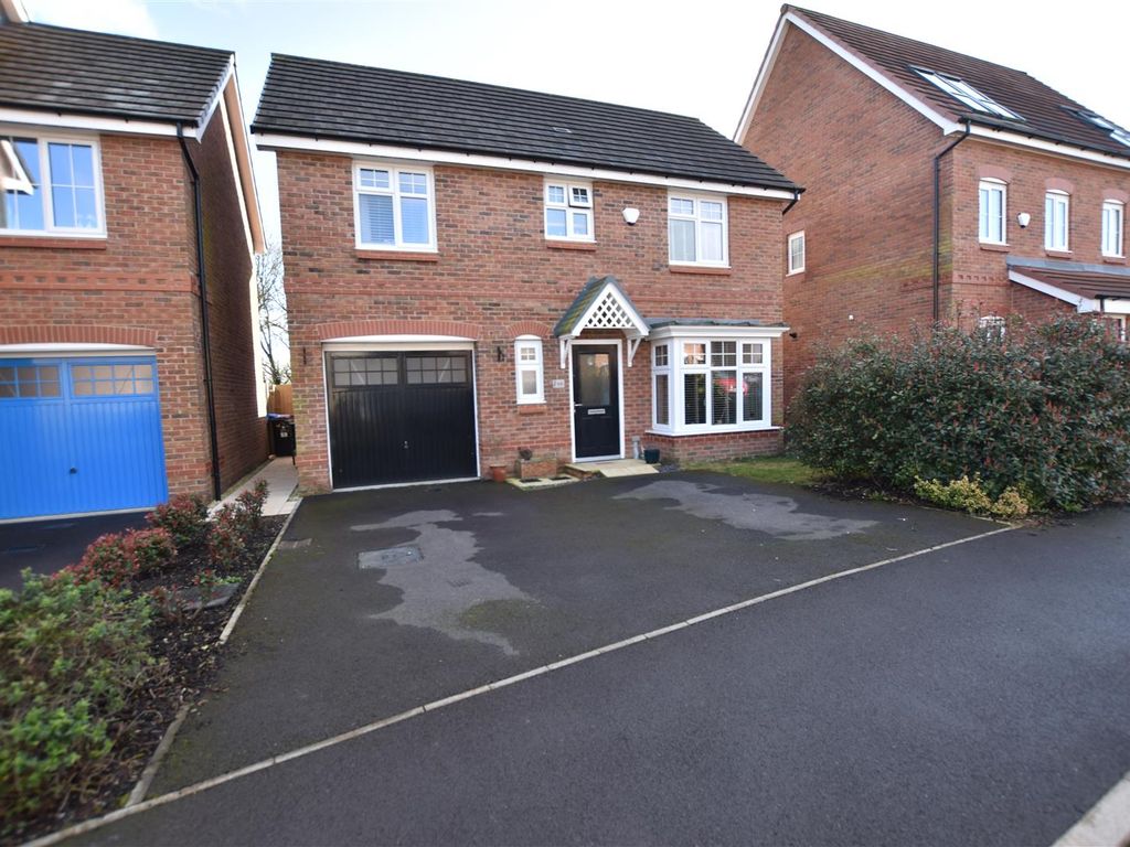 3 bed detached house for sale in Ever Ready Crescent, Dawley, Telford TF4, £310,000