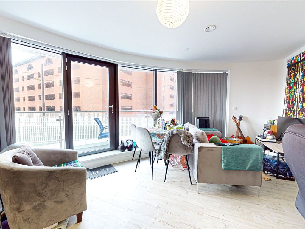 1 bed flat for sale in Northill Apartments, Salford Quays, Manchester M50, £160,000