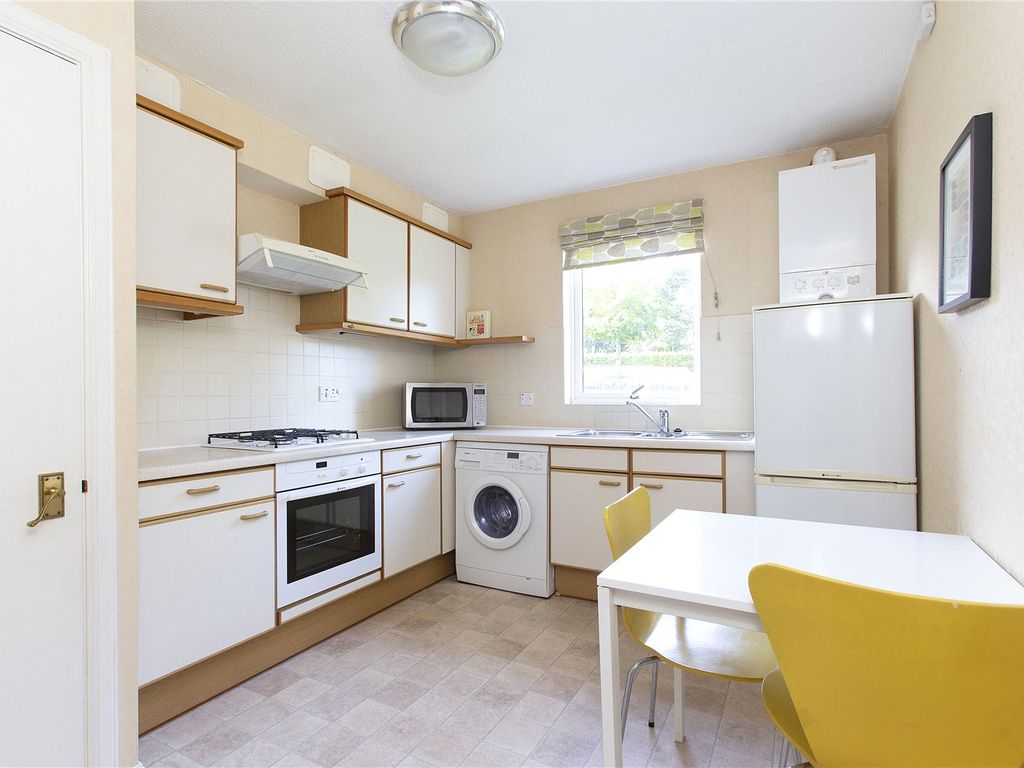 2 bed flat to rent in Glenlockhart Road, Colinton, Edinburgh EH14, £1,325 pcm