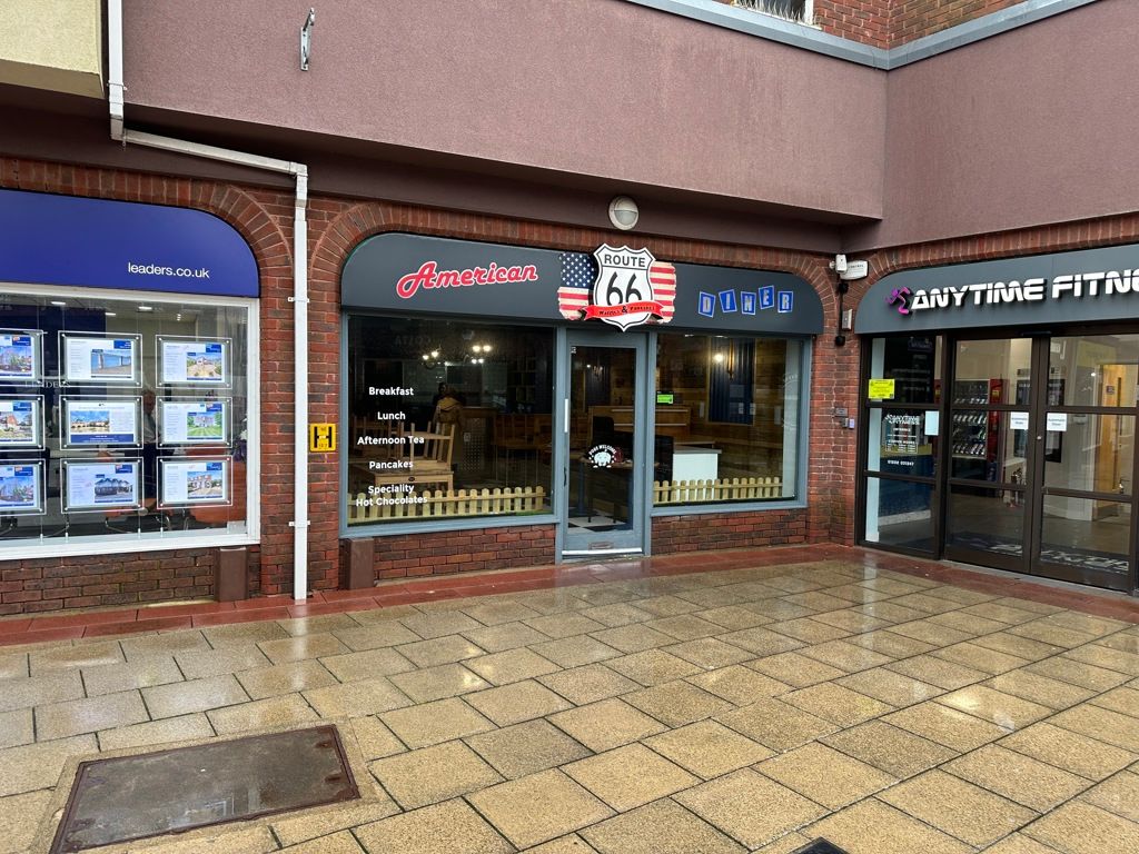 Retail premises to let in Unit 27B Saxon Square, Christchurch, Dorset BH23, £21,500 pa