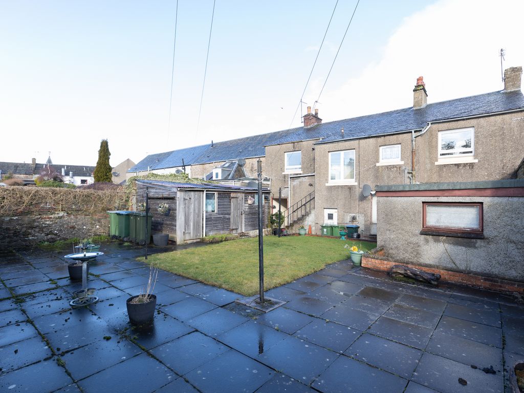 2 bed flat for sale in 11 Ruthven Street, Auchterarder PH3, £120,000