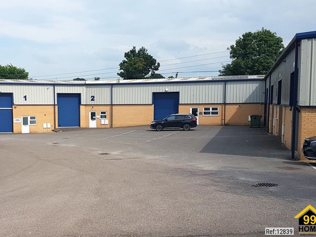 Warehouse to let in Masons Wharf, Corsham, Wiltshire SN13, £19,800 pa