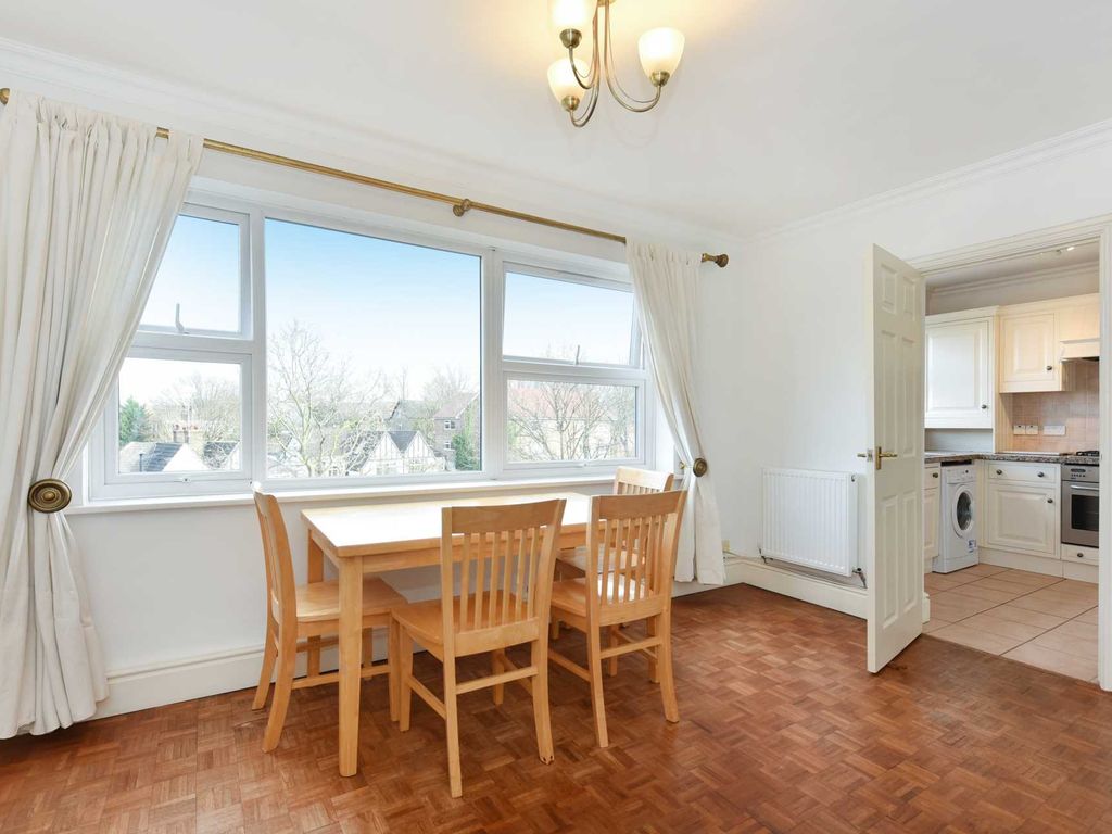 1 bed flat for sale in Hardwick Green, Ealing W13, £367,500