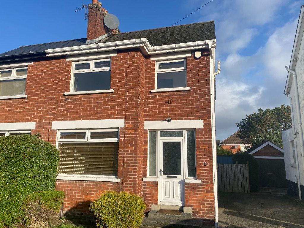 3 bed semi-detached house to rent in Mount Merrion Drive, Belfast BT6, £850 pcm