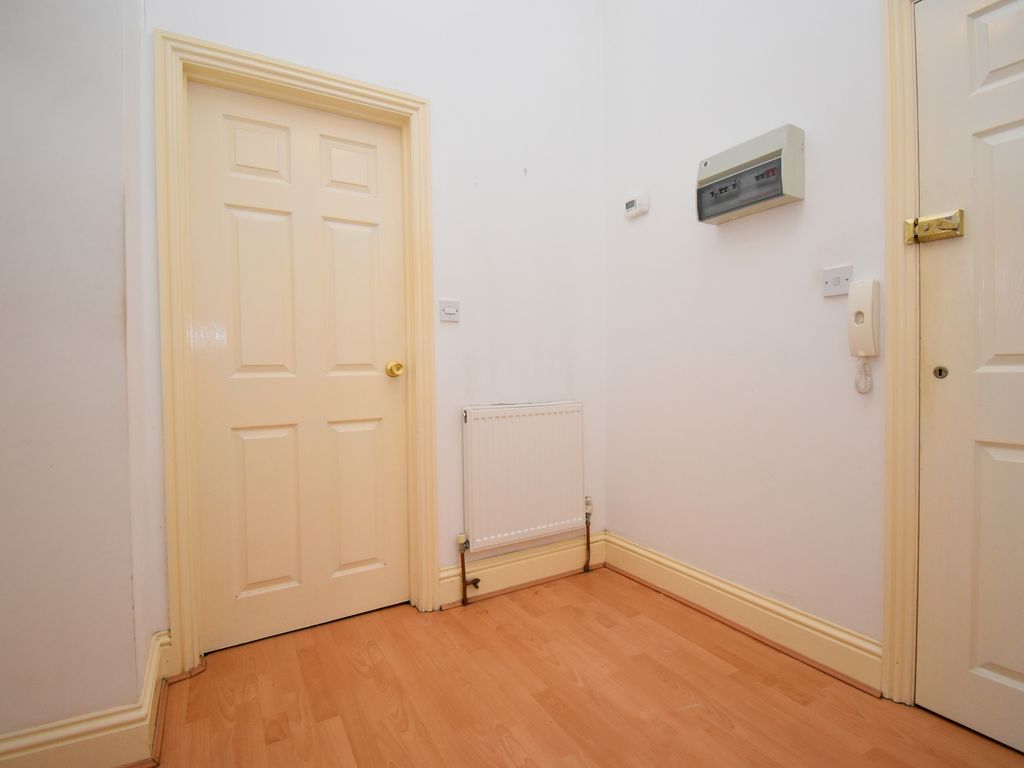 1 bed flat for sale in Rose Lane, Biggleswade SG18, £200,000