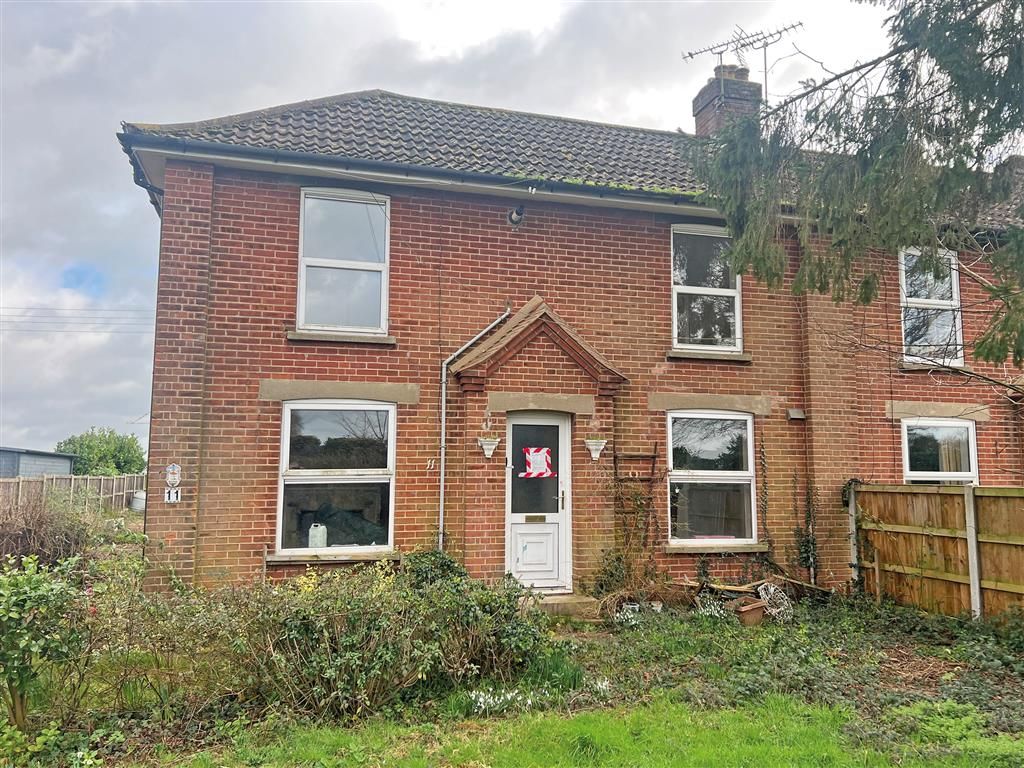 3 bed semi-detached house for sale in Coltishall Road, Buxton, Norwich NR10, £153,000