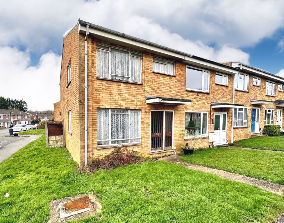 2 bed end terrace house for sale in 29 Garden Way, Newport, Isle Of Wight PO30, £65,000