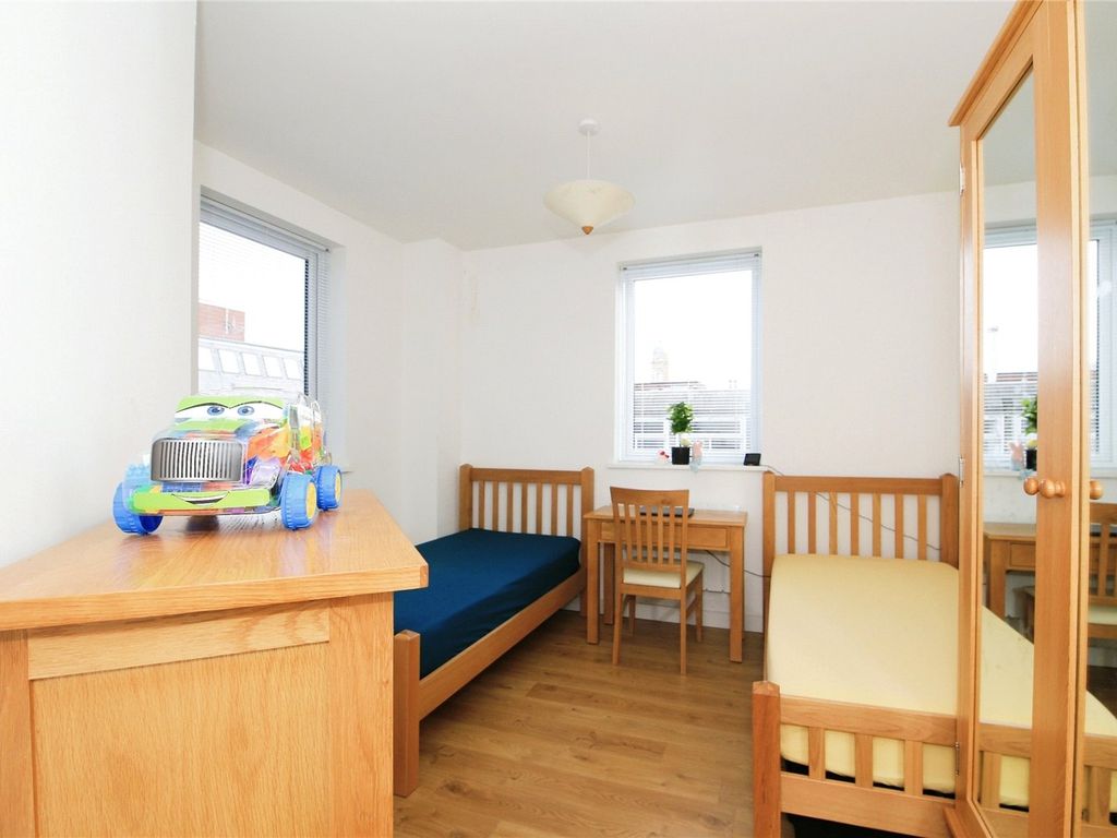 2 bed flat for sale in Wentworth Street, Peterborough, Cambridgeshire PE1, £170,000