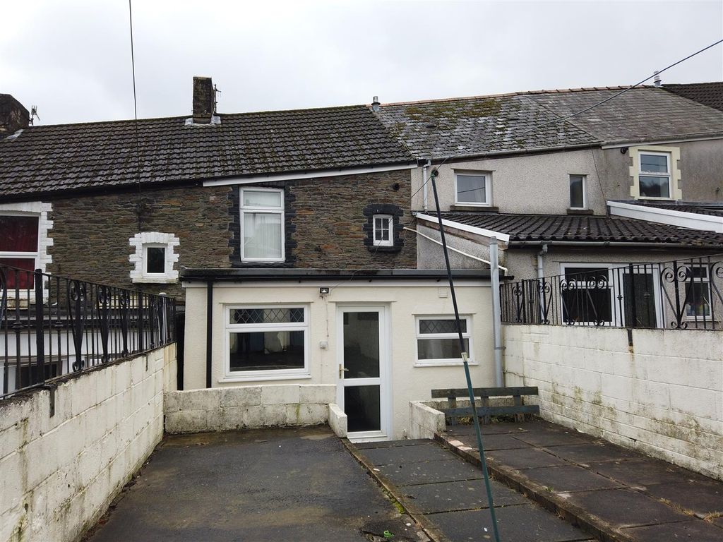 3 bed terraced house to rent in Pritchard Street, Treharris CF46, £750 pcm