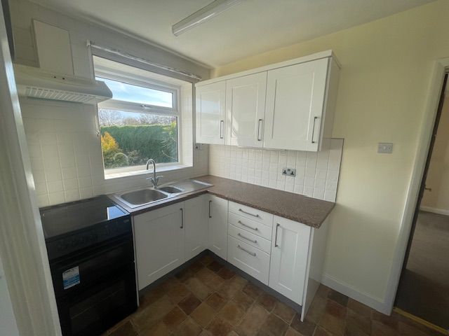 3 bed semi-detached house to rent in Hollys House Road, Ravenfield, Rotherham S65, £1,200 pcm