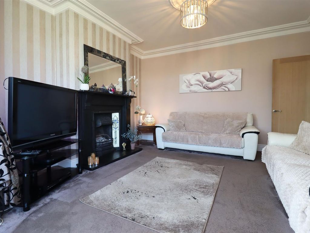 3 bed property for sale in Grosvenor Road, Fairfield, Stockton-On-Tees TS19, £299,000