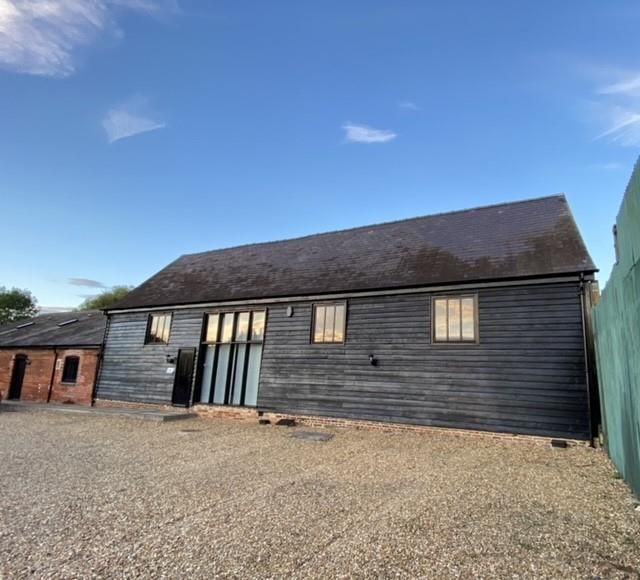 Office to let in The Corn Barn, Upton End Farm Business Park, Meppershall Road, Shillington, Shillington SG5, £17,250 pa