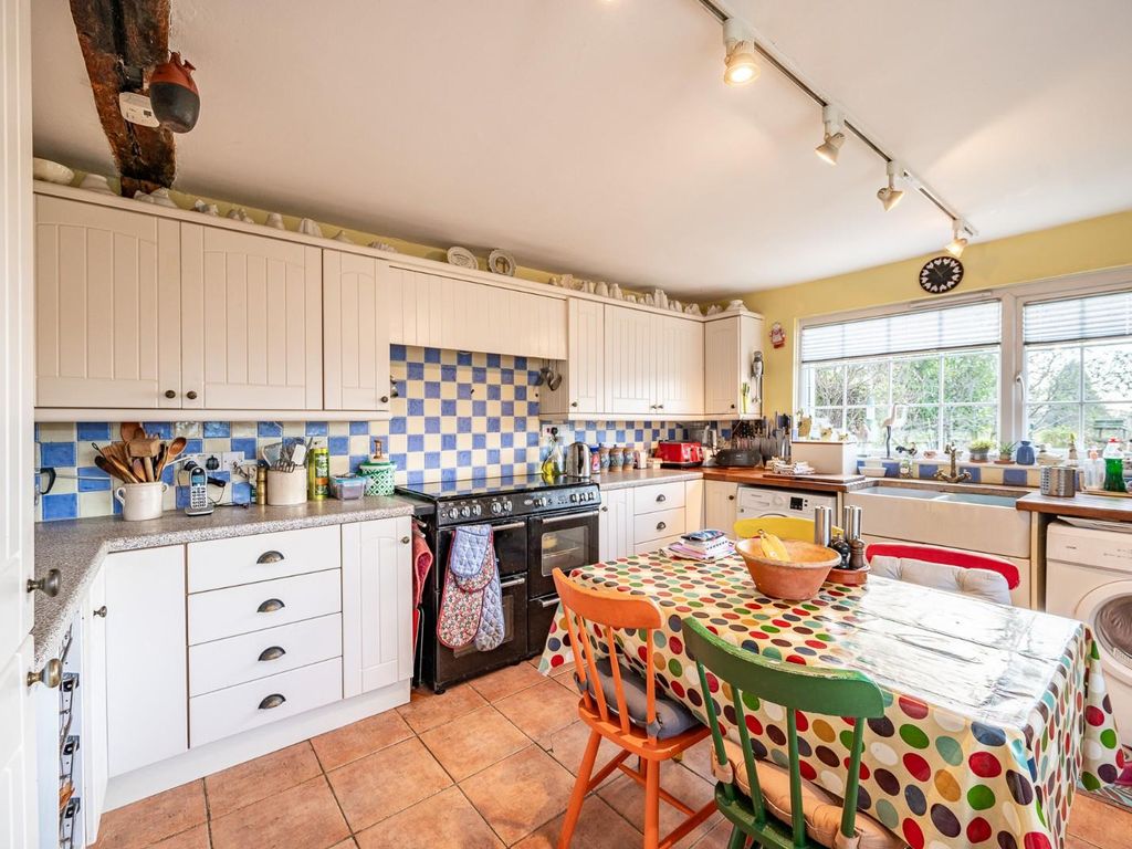 3 bed cottage for sale in Duton Hill, Dunmow, Essex CM6, £500,000