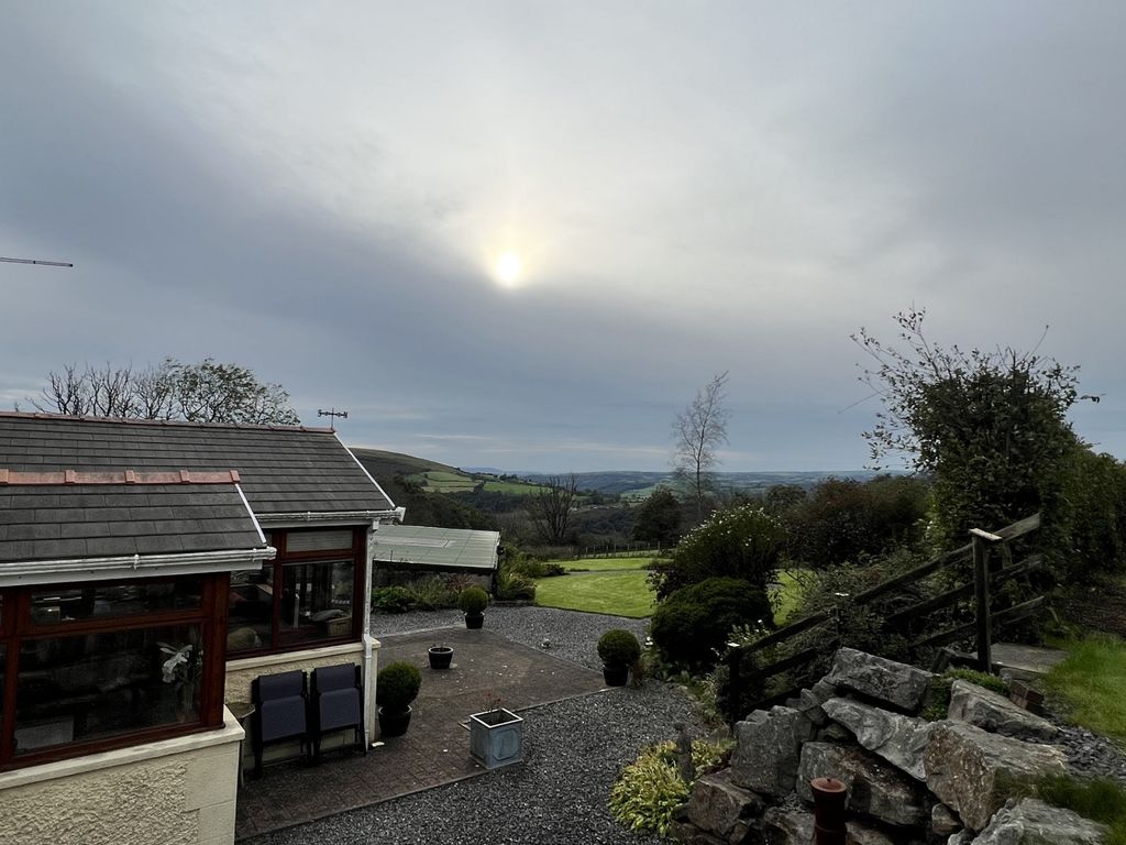 2 bed farm for sale in Betws, Ammanford, Carmarthenshire. SA18, £499,950