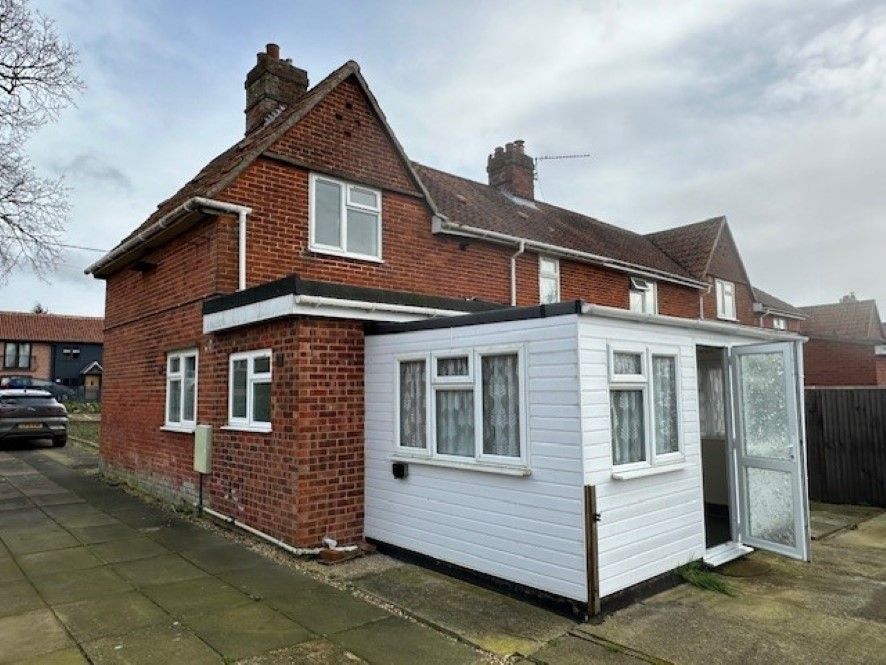 3 bed semi-detached house for sale in 109 Norwich Road, Stoke Holy Cross, Norwich, Norfolk NR14, £180,000