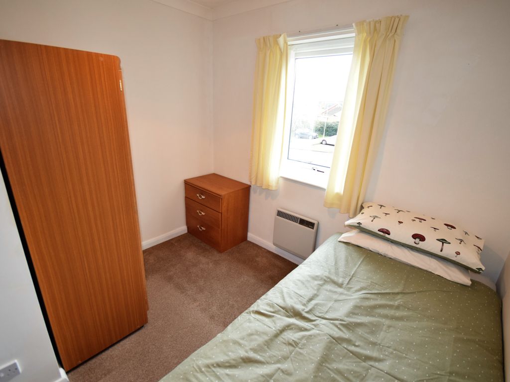 2 bed flat to rent in Brisco Meadows, Carlisle CA2, £550 pcm