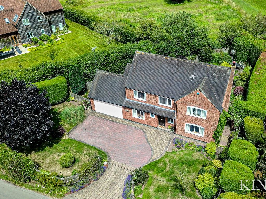 4 bed detached house for sale in Sambourne Lane, Coughton, Alcester B49, £625,000