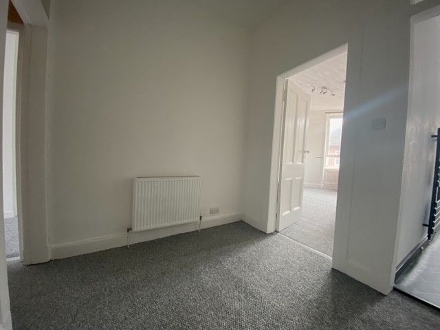 1 bed flat to rent in Cartside Street, Battlefield, Glasgow G42, £725 pcm