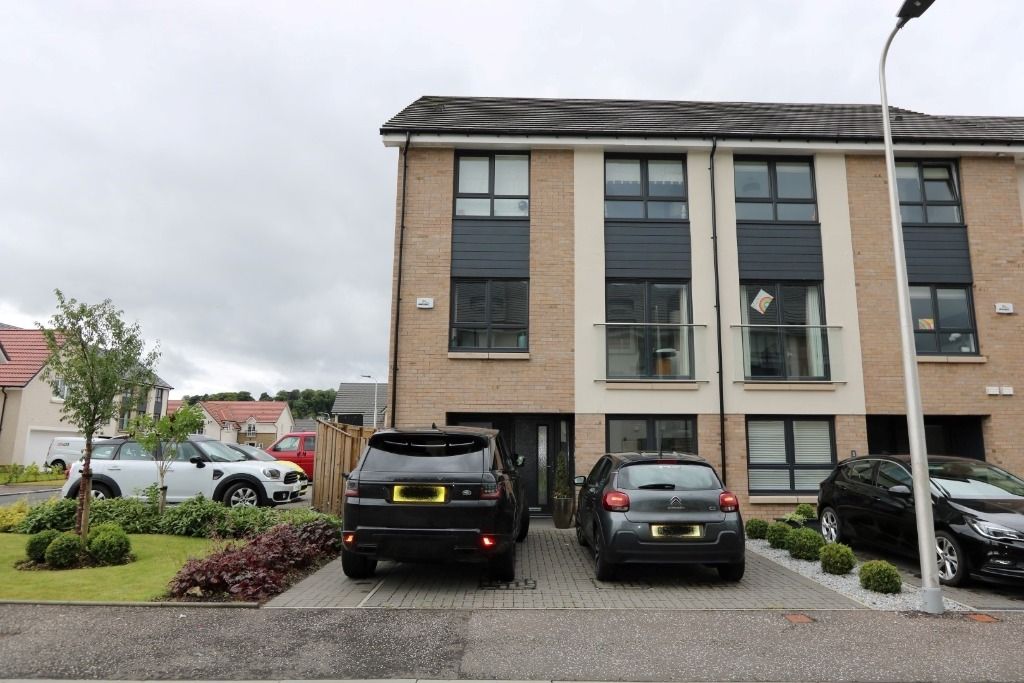 4 bed town house to rent in Bright Close, Bearsden, Glasgow G61, £2,695 pcm