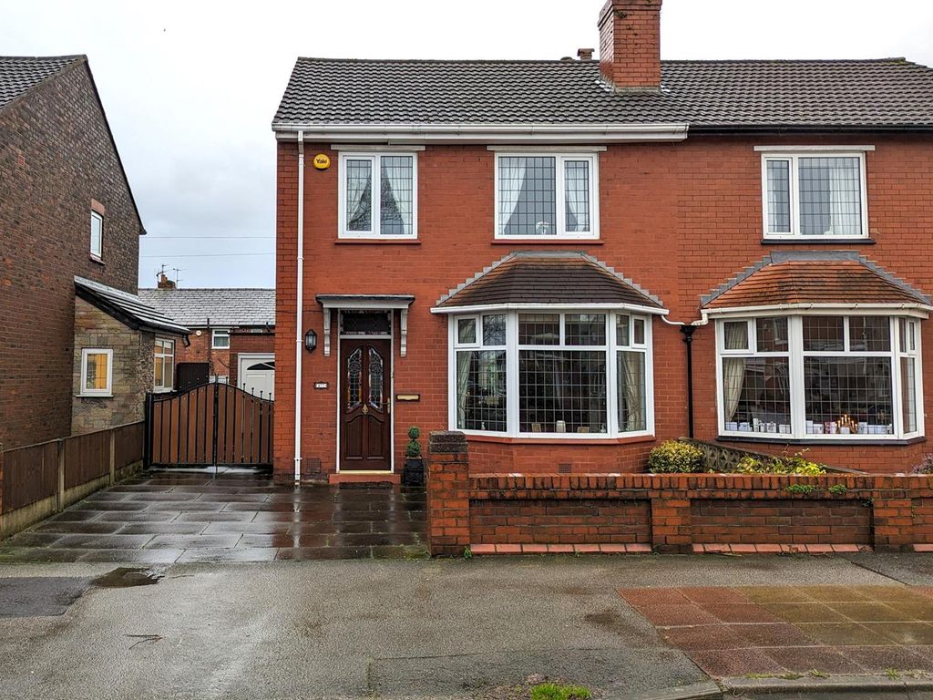 3 bed semi-detached house for sale in Holden Road, Leigh WN7, £199,950