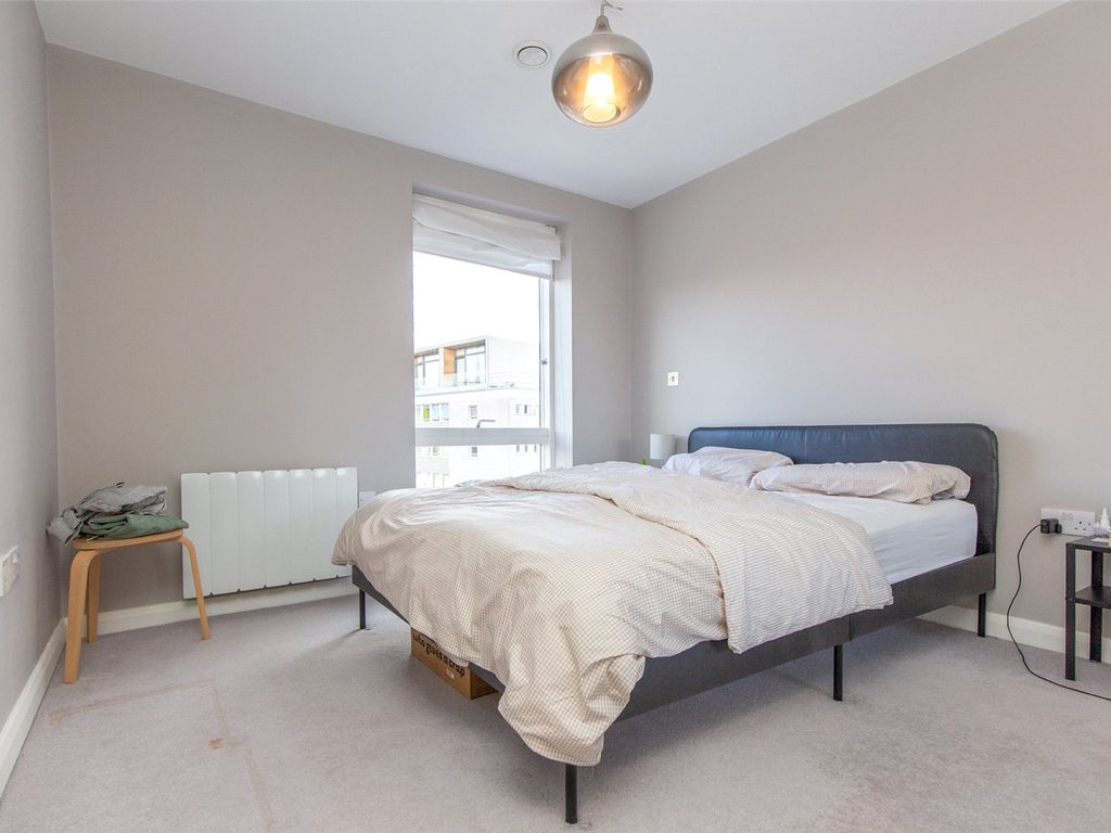 2 bed flat for sale in Bishop Street, Bristol BS2, £325,000