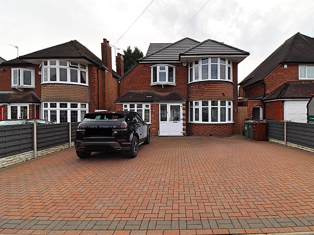 4 bed detached house for sale in Springfield Road, Castle Bromwich, Birmingham B36, £475,000